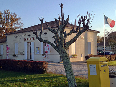 La Mairie - das Rathaus der Gemeinde Naujac